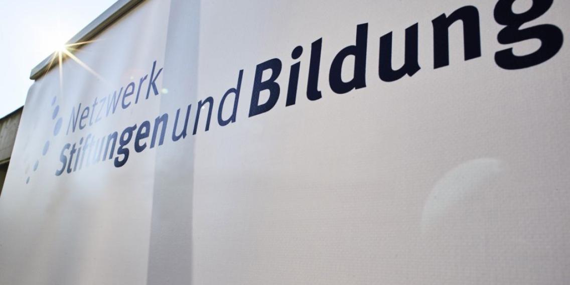 Banner Netzwerk Stiftungen und Bildung in der Sonne Banner Netzwerk Stiftungen und Bildung in der Sonne