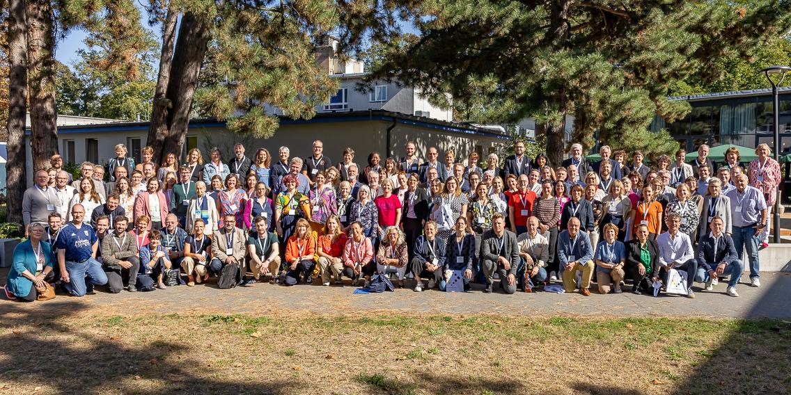Jahrestreffen 2024 des Netzwerkes Stiftungen und Bildung Jahrestreffen 2024 des Netzwerkes Stiftungen und Bildung, Gruppenfoto